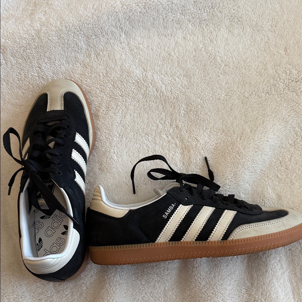 Adidas Samba Black and Cream Sneakers Women’s size 9.5